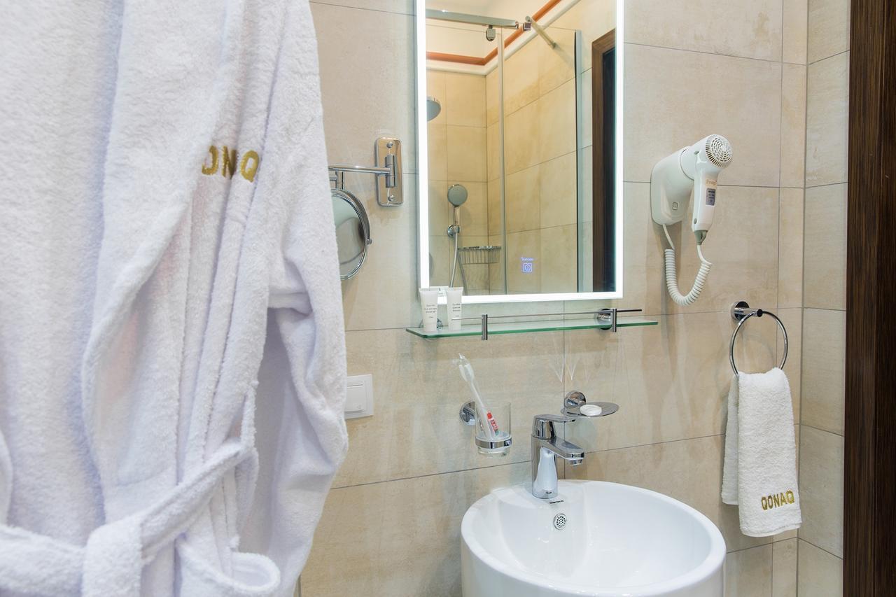 Qonaq Hotel Astana Dış mekan fotoğraf